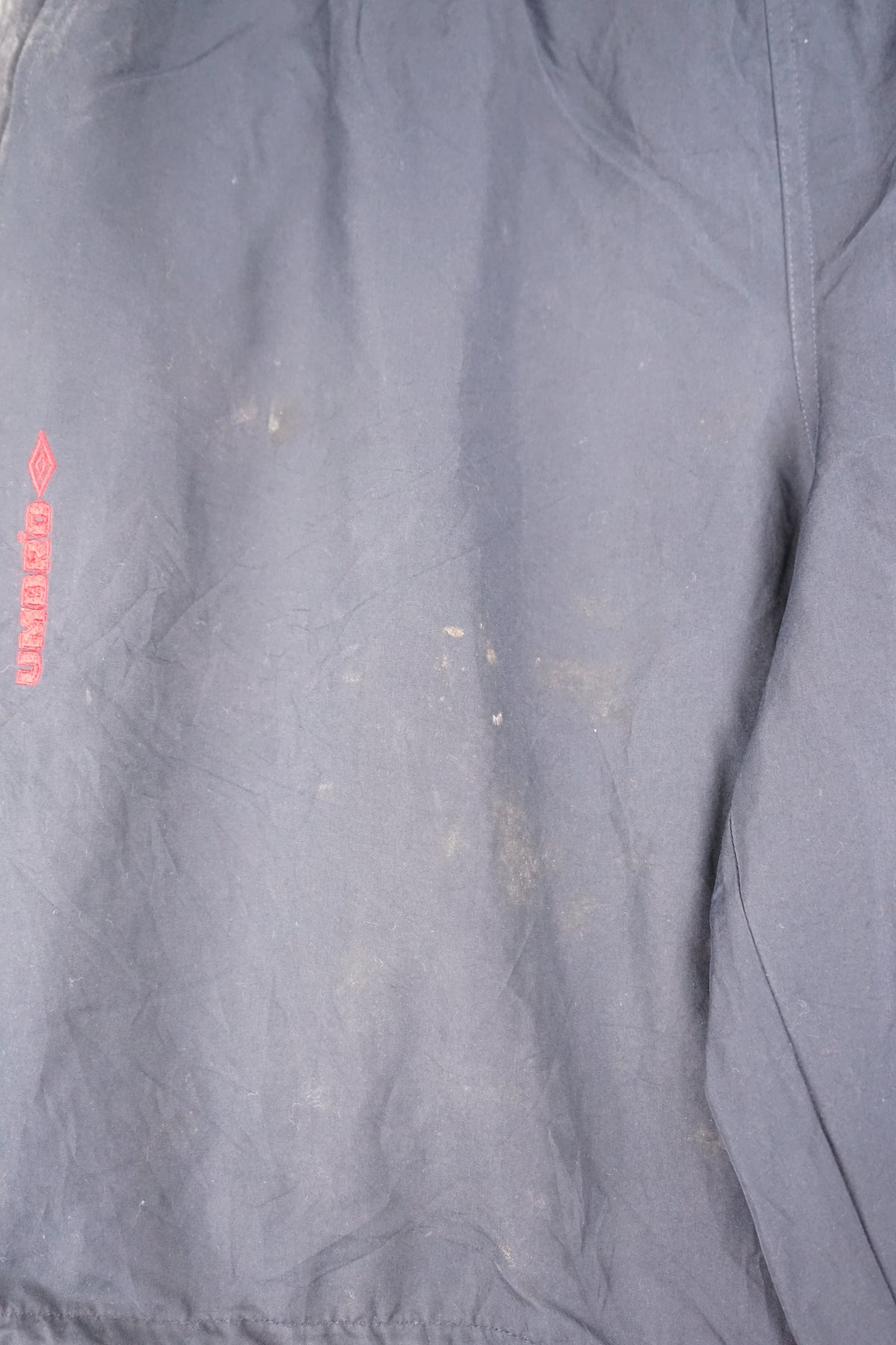 VINTAGE UMBRO TRACK PANT SHORTS (XL)