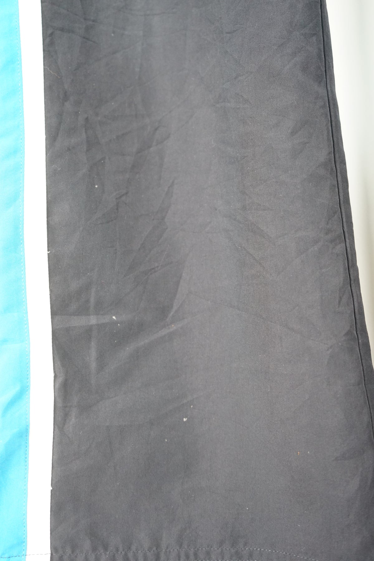 VINTAGE REEBOK TRACK PANTS (M)