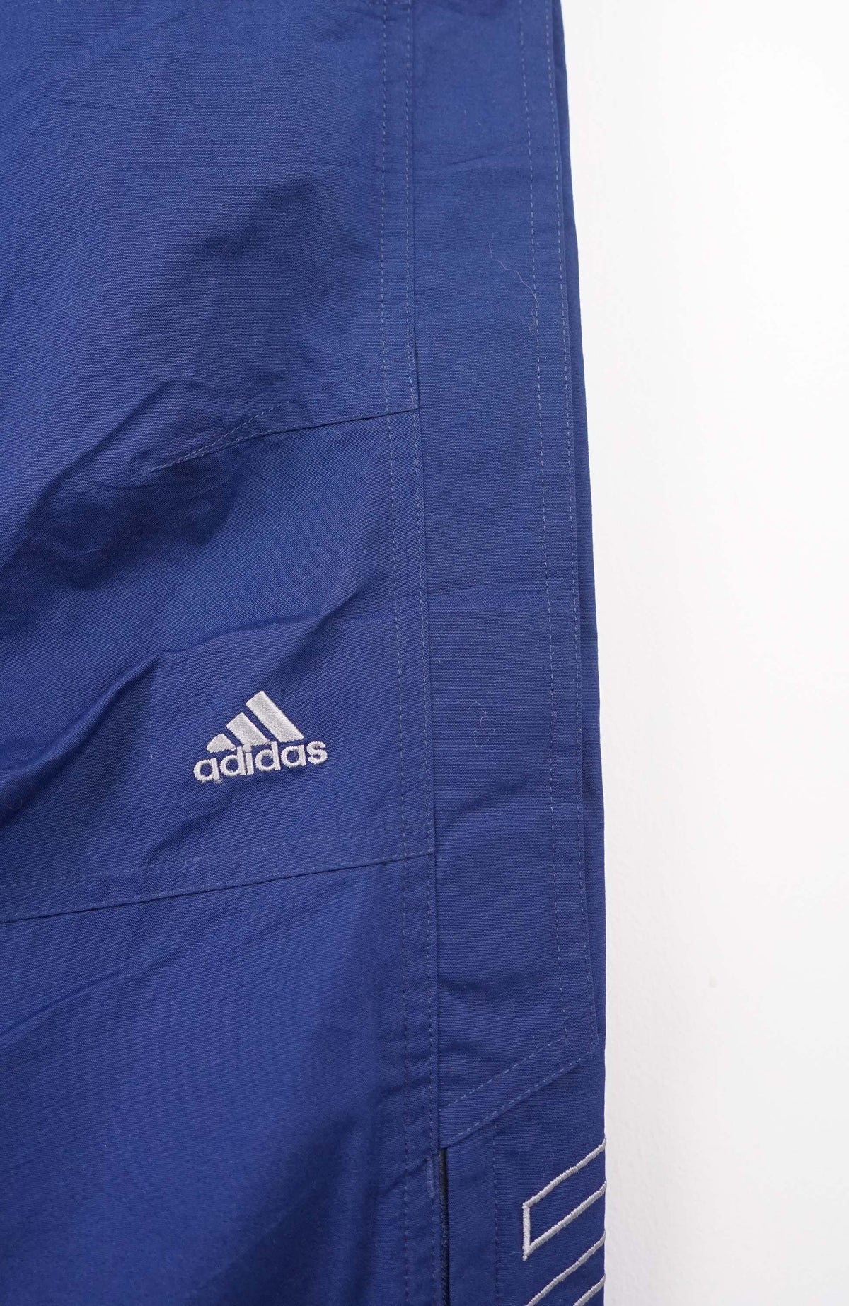 VINTAGE ADIDAS TRACK PANTS (M)
