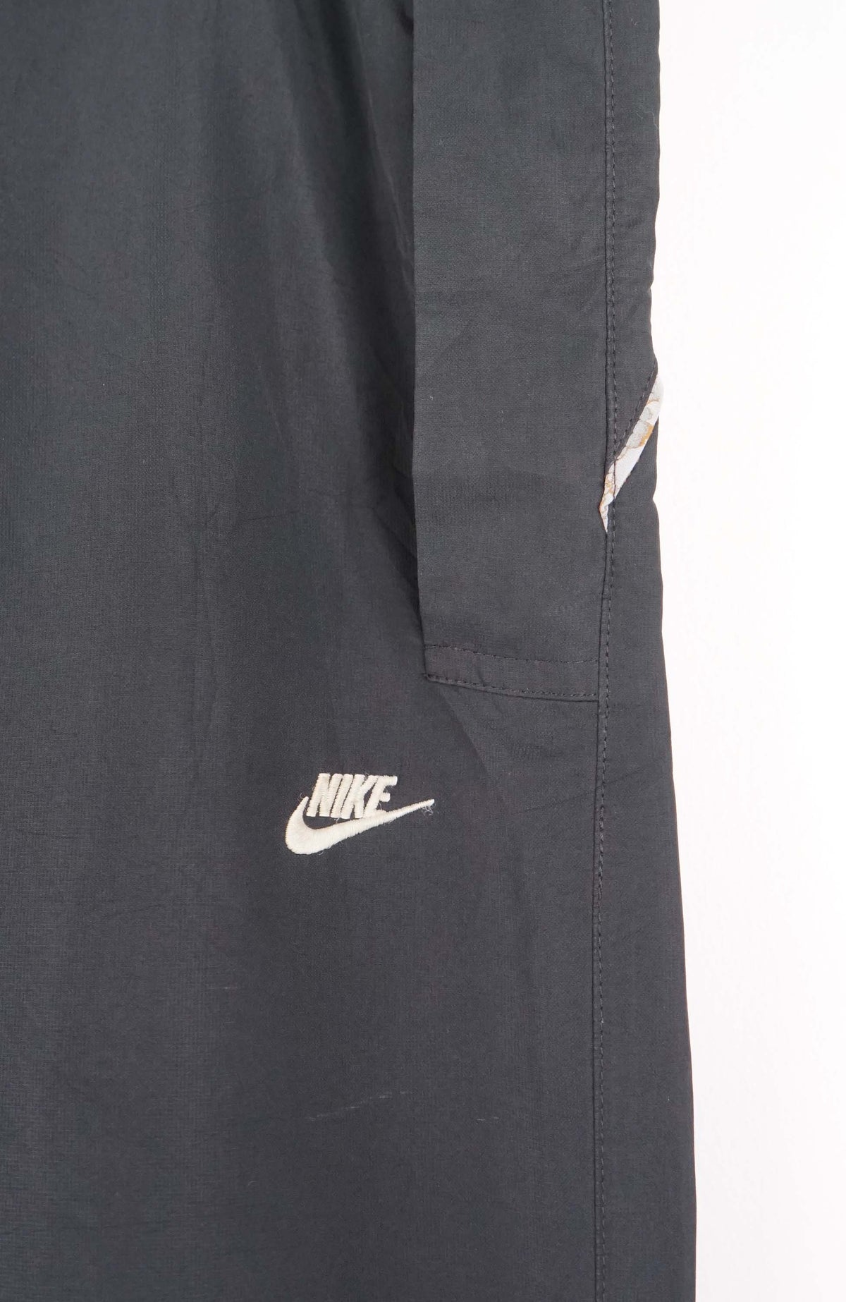 VINTAGE NIKE TRACK PANTS (XL)