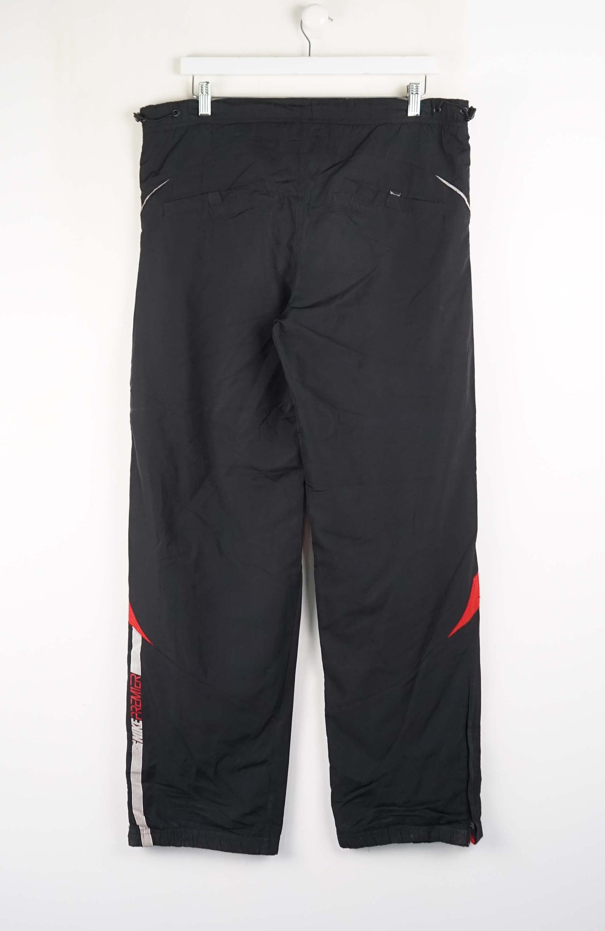 VINTAGE NIKE TRACK PANTS (XL)