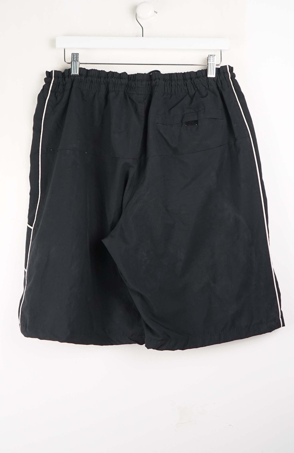VINTAGE NIKE TRACK PANT SHORTS (L)