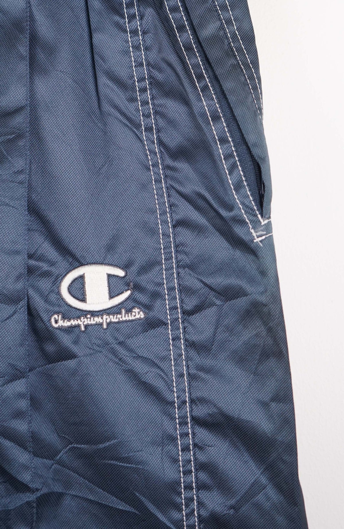 VINTAGE CHAMPION TRACK PANT SHORTS (S)