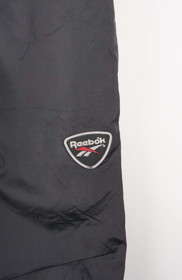 VINTAGE REEBOK TRACK PANT SHORTS (S)