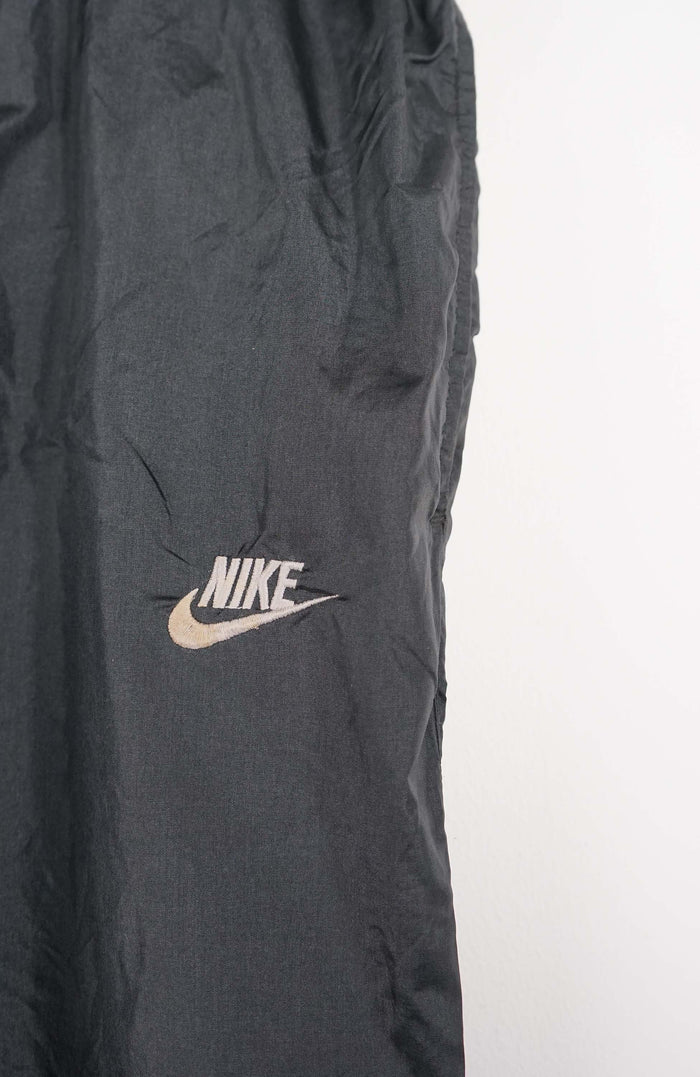 VINTAGE NIKE TRACK PANT SHORTS (XL)