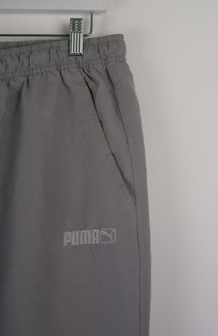 VINTAGE PUMA TRACK PANTS (XXL)