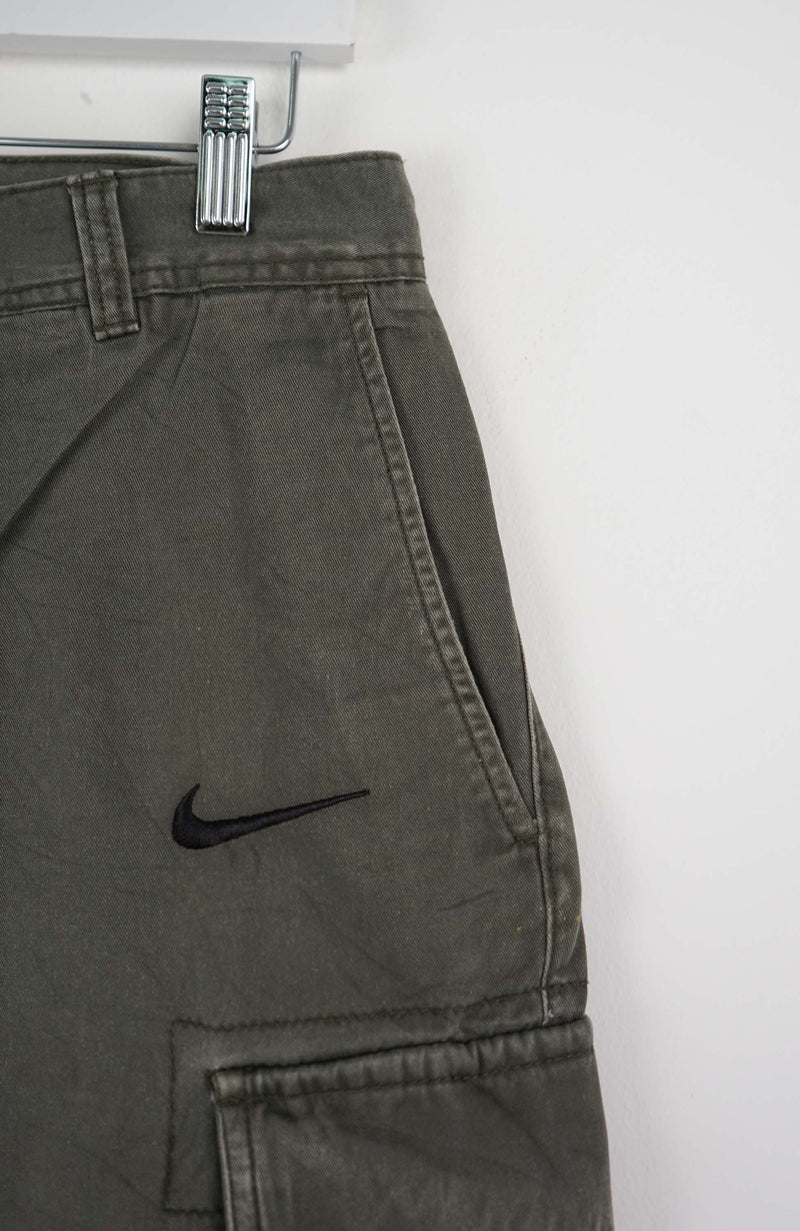 VINTAGE REWORK CARGO SHORTS W32