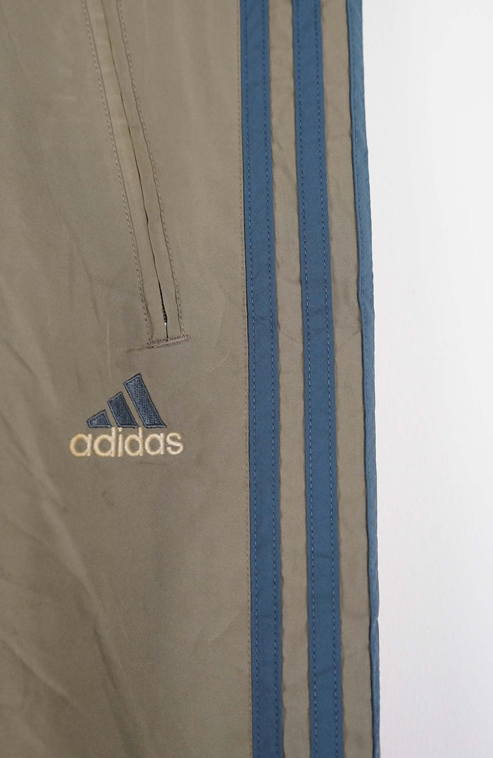 VINTAGE ADIDAS TRACK PANTS (XXXL)