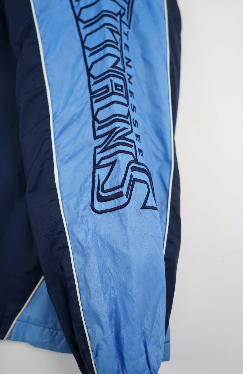 VINTAGE NFL TENNESSEE TITANS WINDBREAKER (XL)