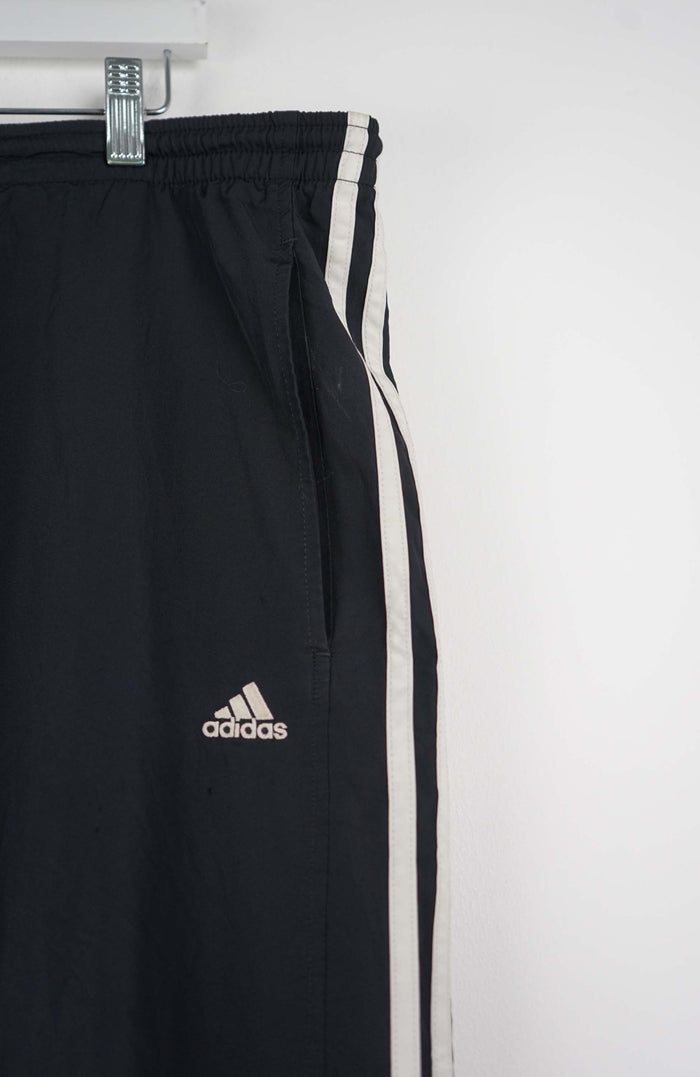 VINTAGE ADIDAS TRACK PANTS (XXXL)