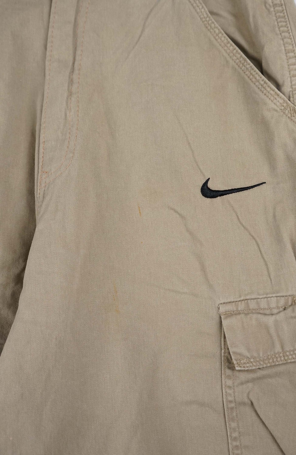 VINTAGE REWORK CARGO SHORTS W30
