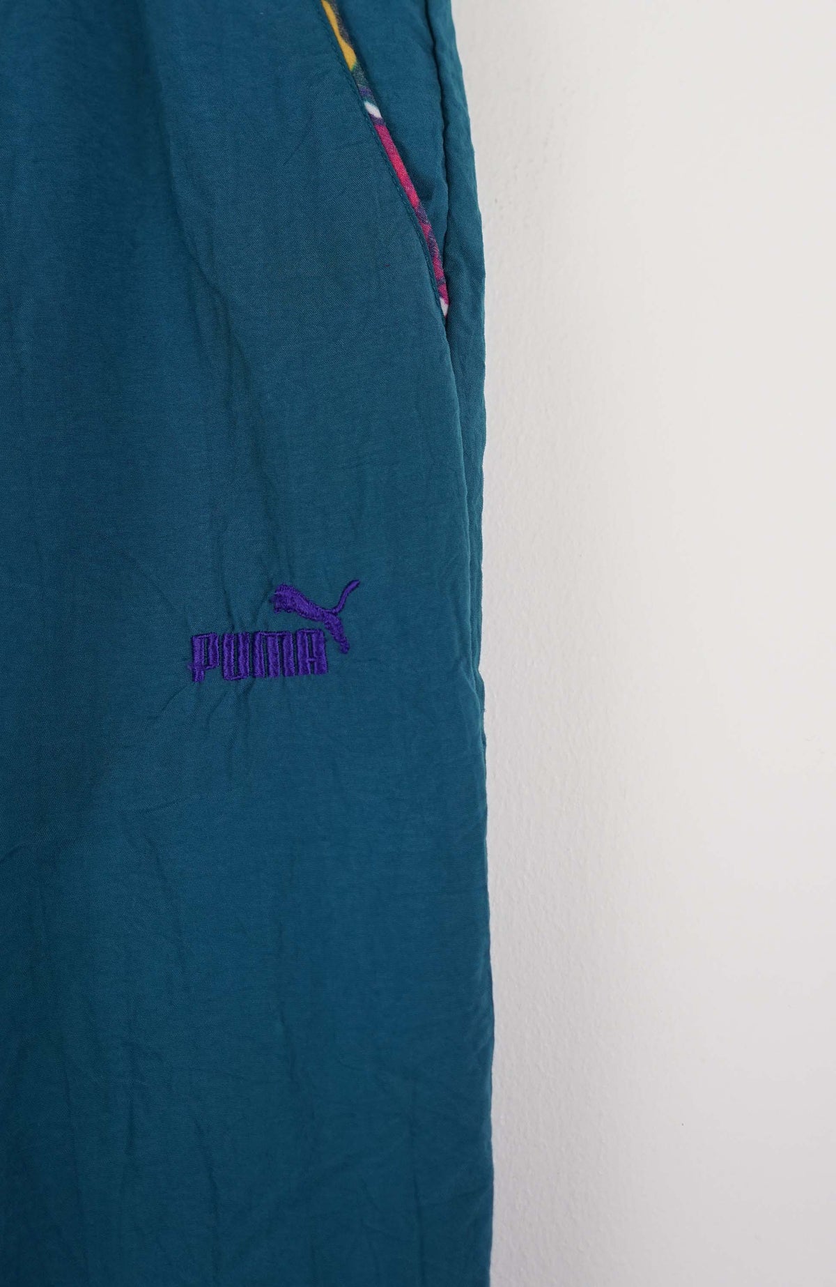 VINTAGE PUMA TRACK PANTS (M)