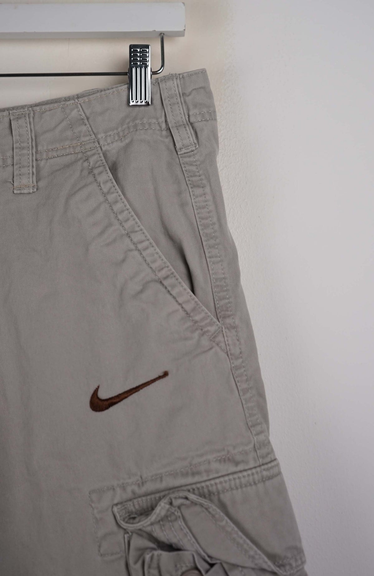 VINTAGE REWORK CARGO SHORTS W30