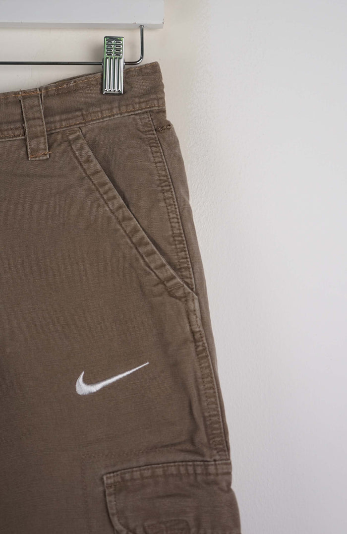 VINTAGE REWORK CARGO SHORTS W28