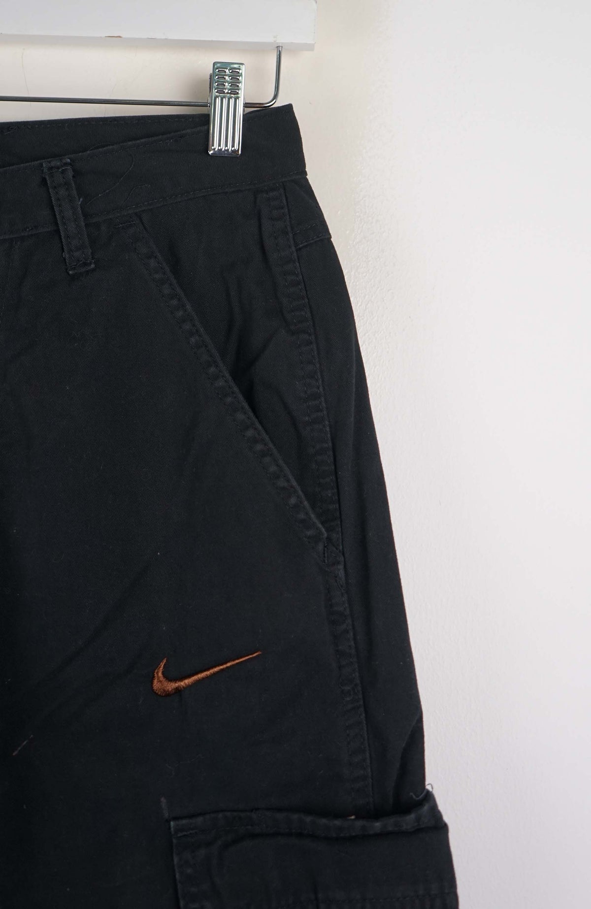 VINTAGE REWORK CARGO SHORTS W28