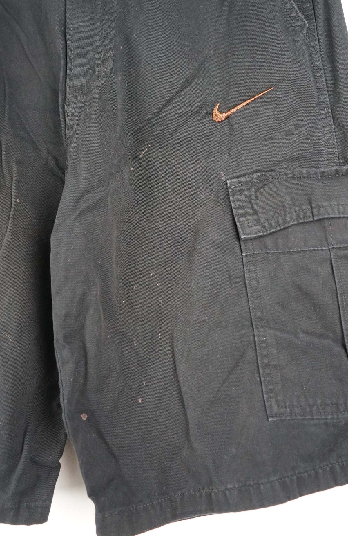 VINTAGE REWORK CARGO SHORTS W28