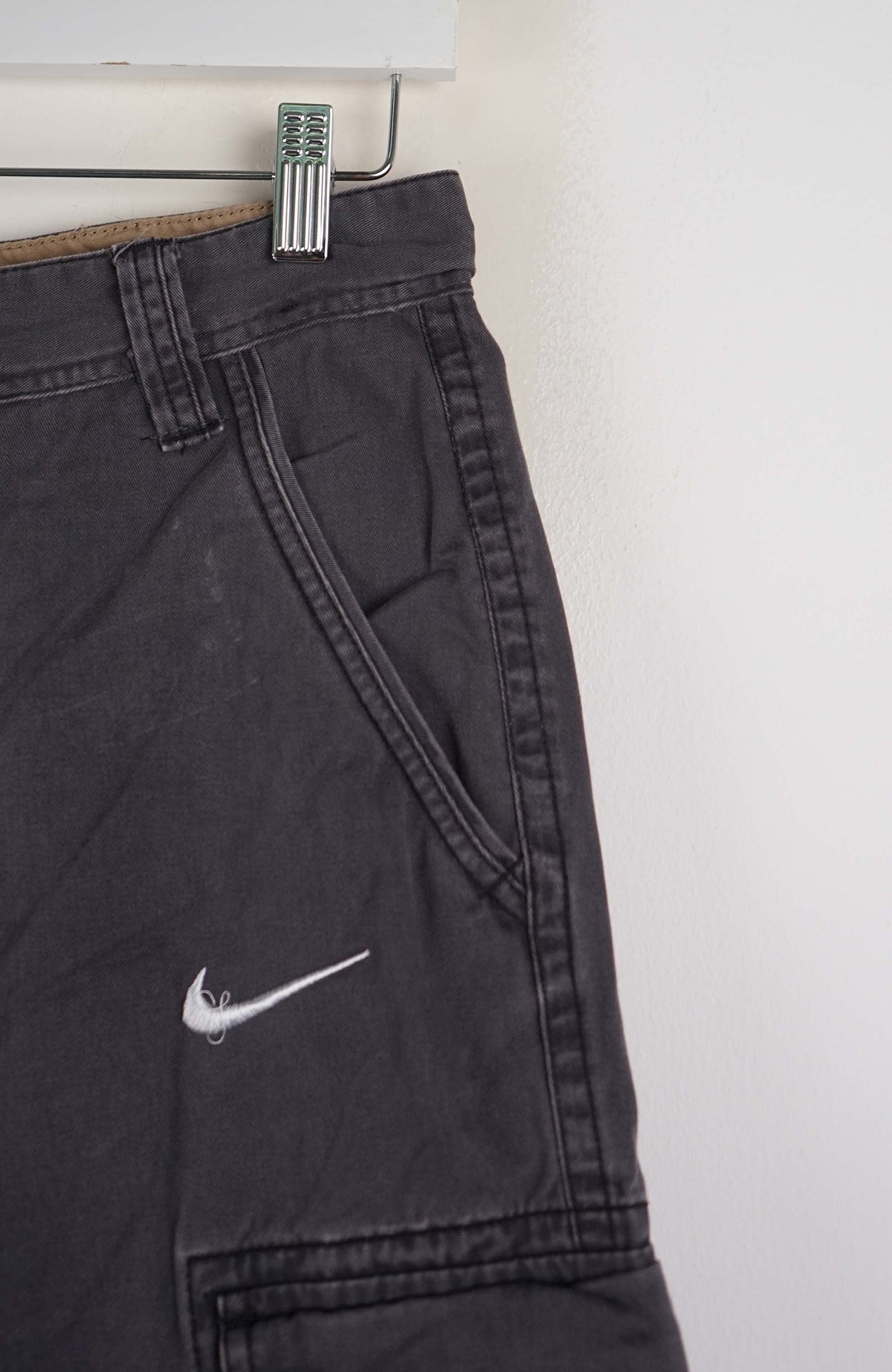 VINTAGE REWORK CARGO SHORTS W29