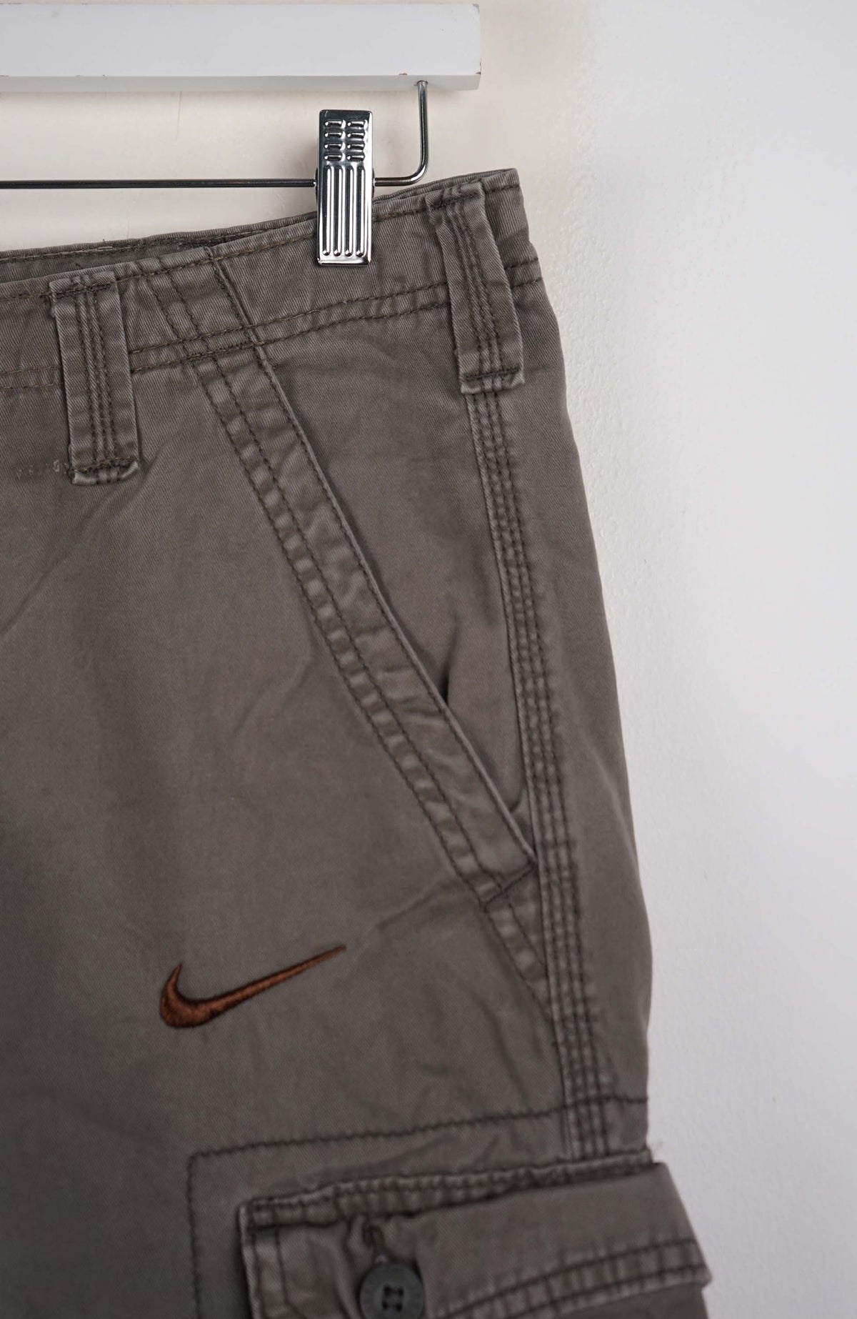 VINTAGE REWORK CARGO SHORTS W31