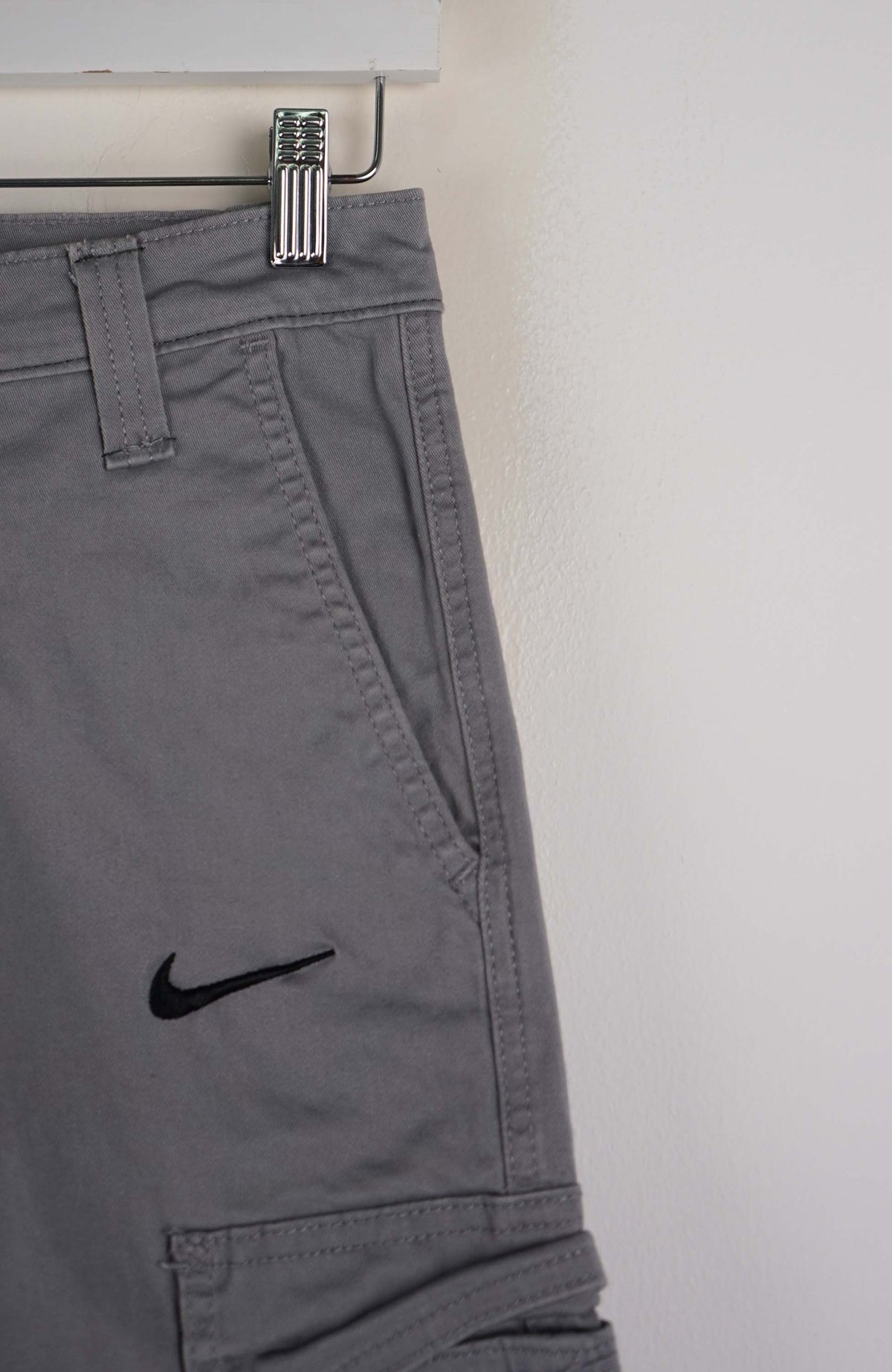 VINTAGE REWORK CARGO SHORTS W28