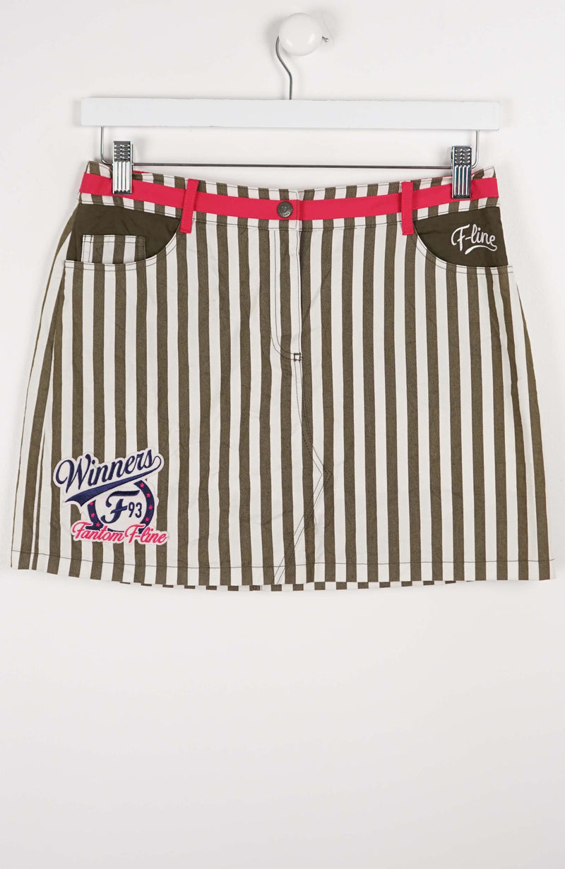 VINTAGE Y2K SKIRT (SIZE 8)