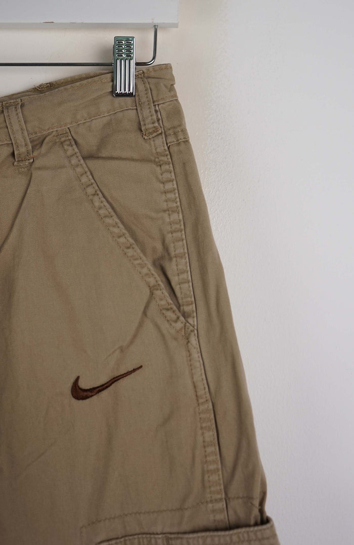VINTAGE REWORK CARGO SHORTS W28