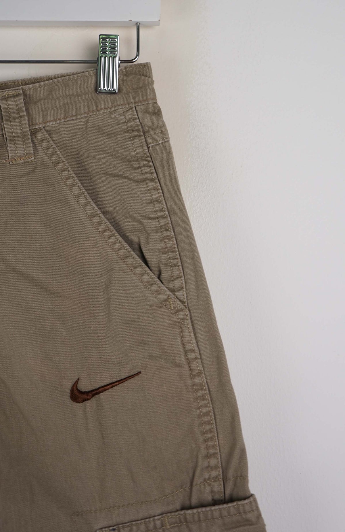 VINTAGE REWORK CARGO SHORTS W28