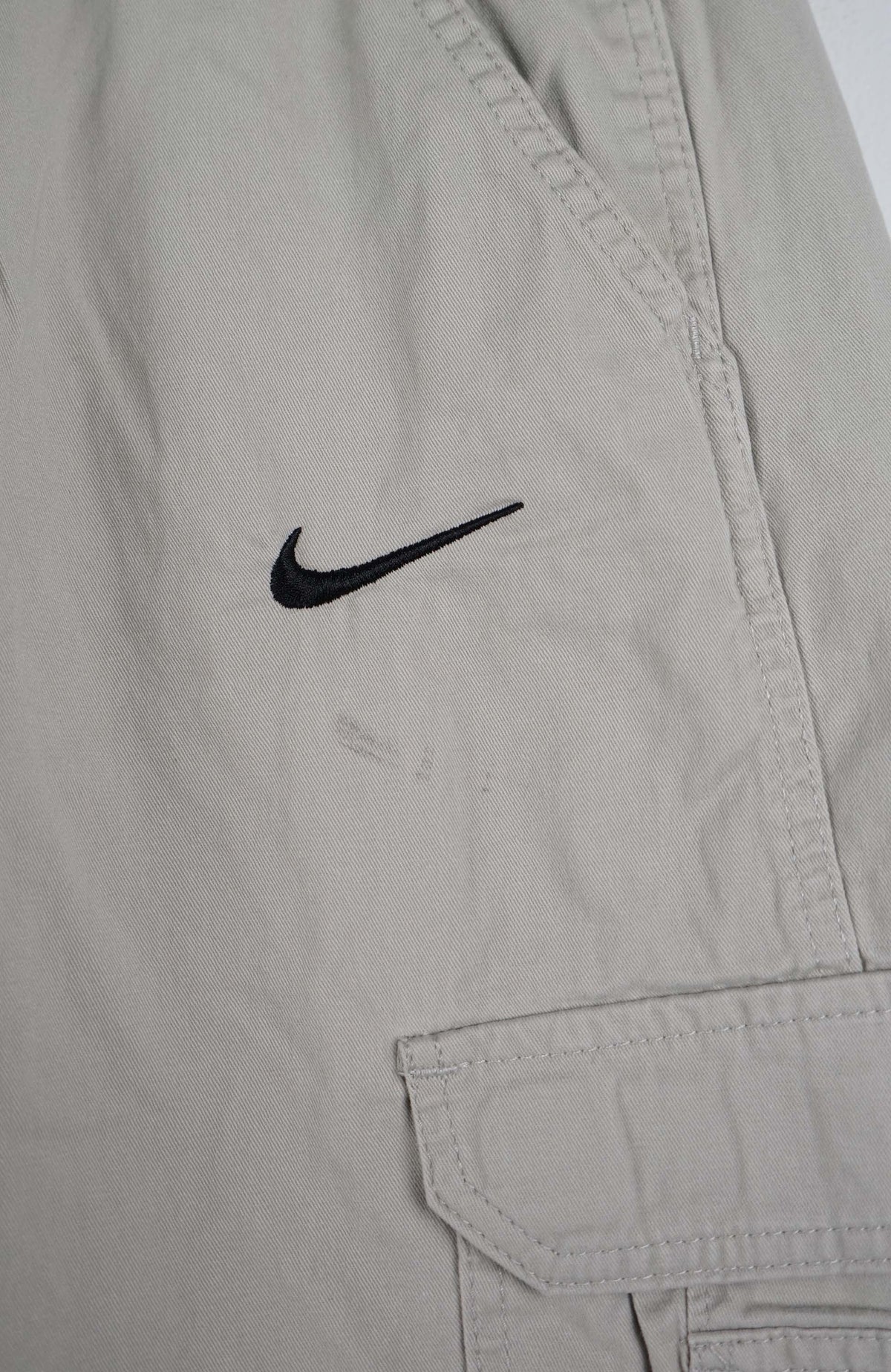 VINTAGE REWORK CARGO SHORTS W27
