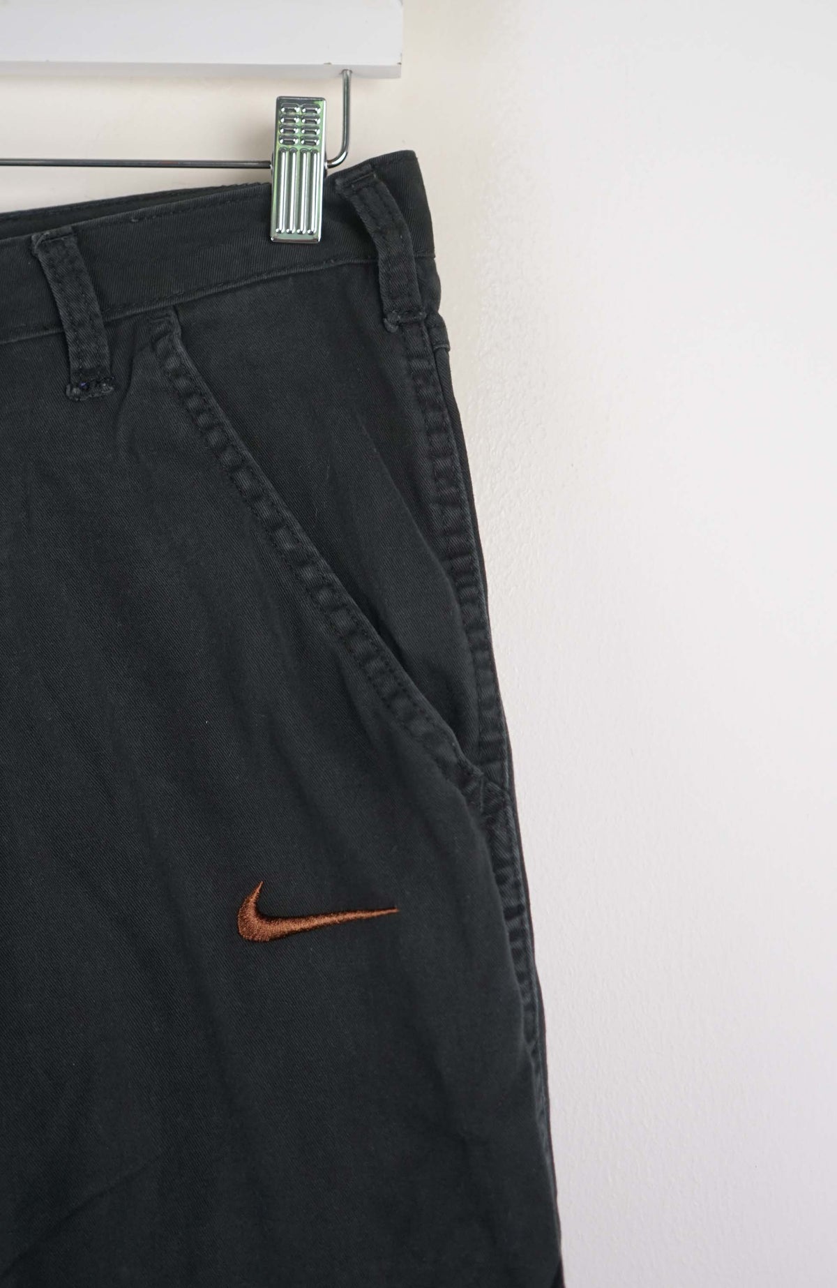 VINTAGE REWORK CARGO SHORTS W28