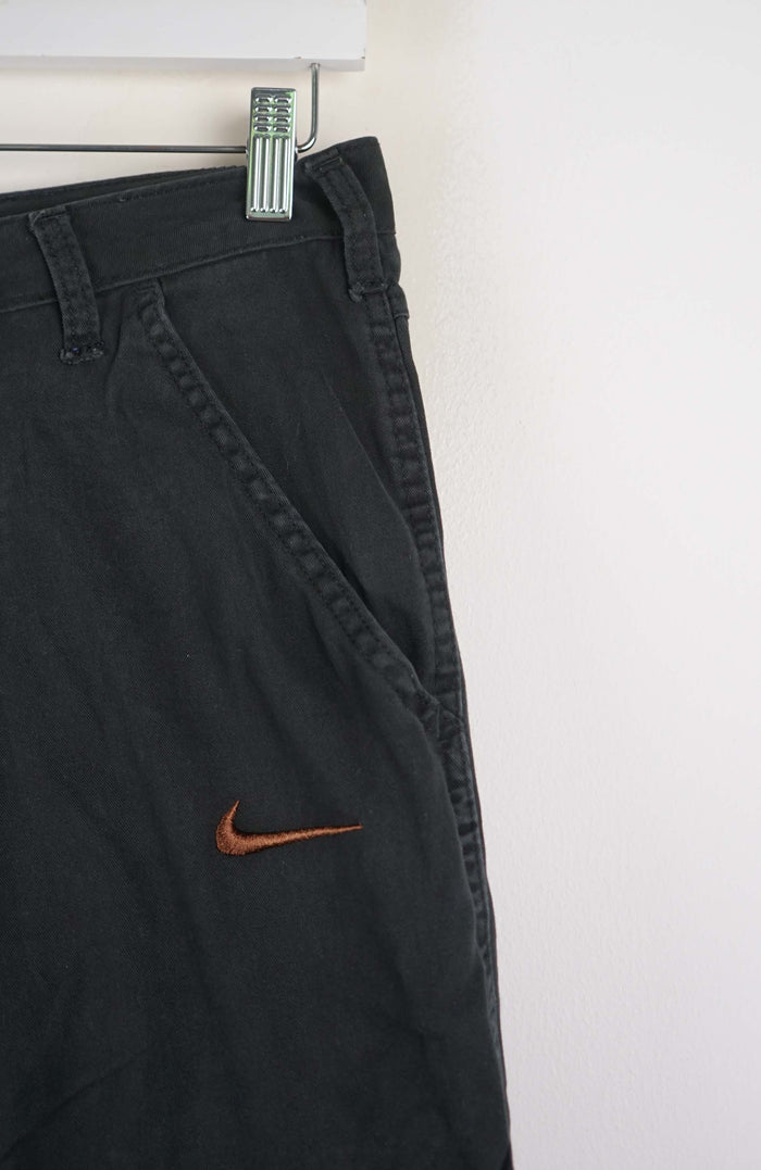 VINTAGE REWORK CARGO SHORTS W28