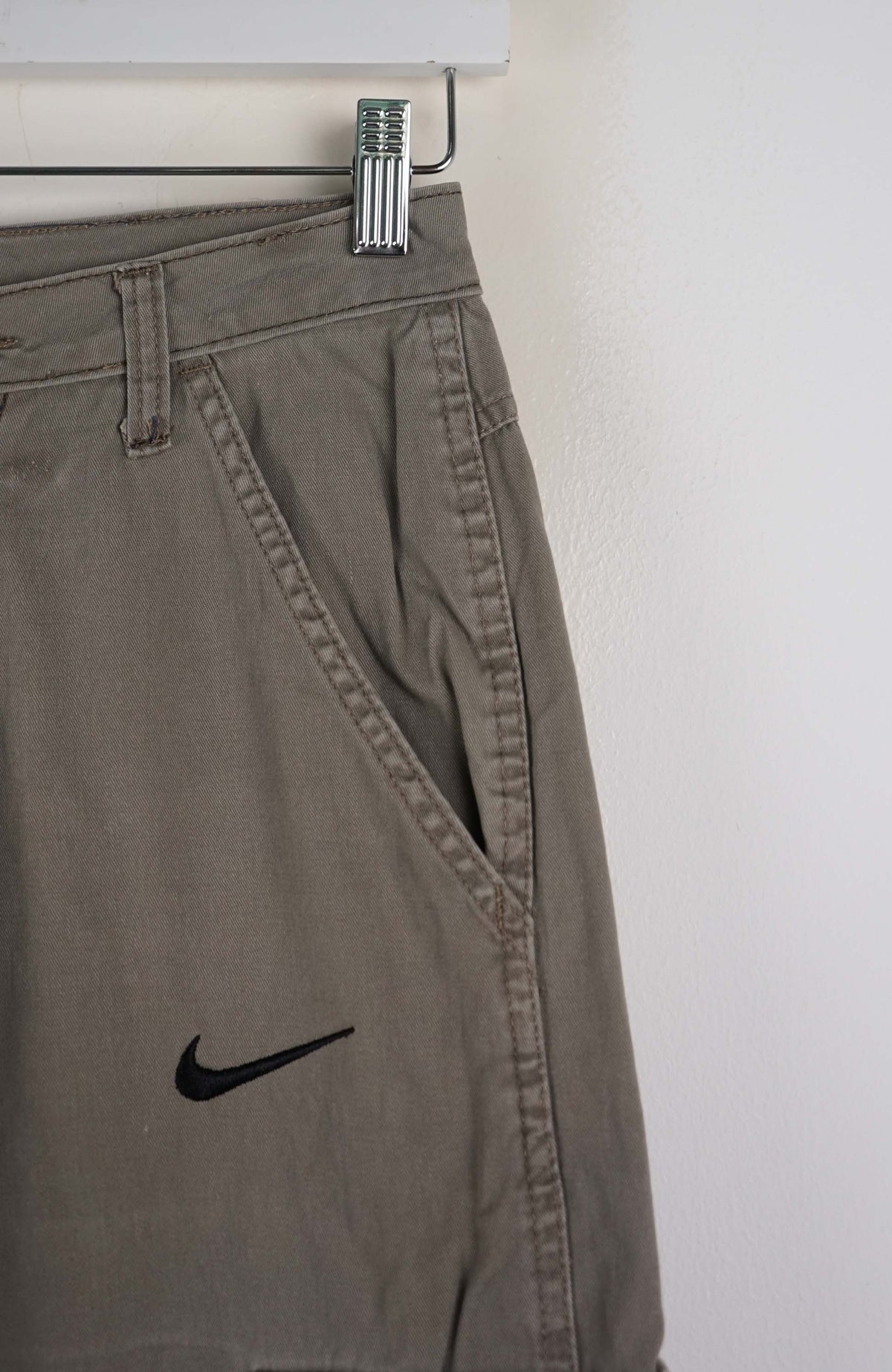 VINTAGE REWORK CARGO SHORTS W28