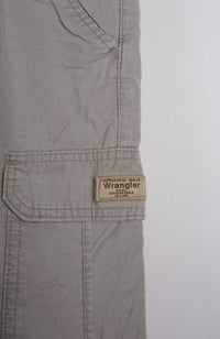 VINTAGE WRANGLER CARGO SHORTS W33