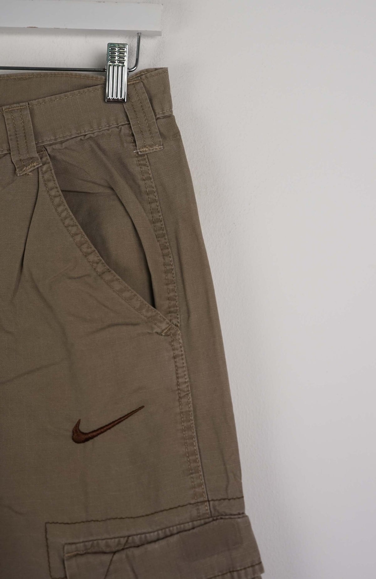 VINTAGE REWORK CARGO SHORTS W29