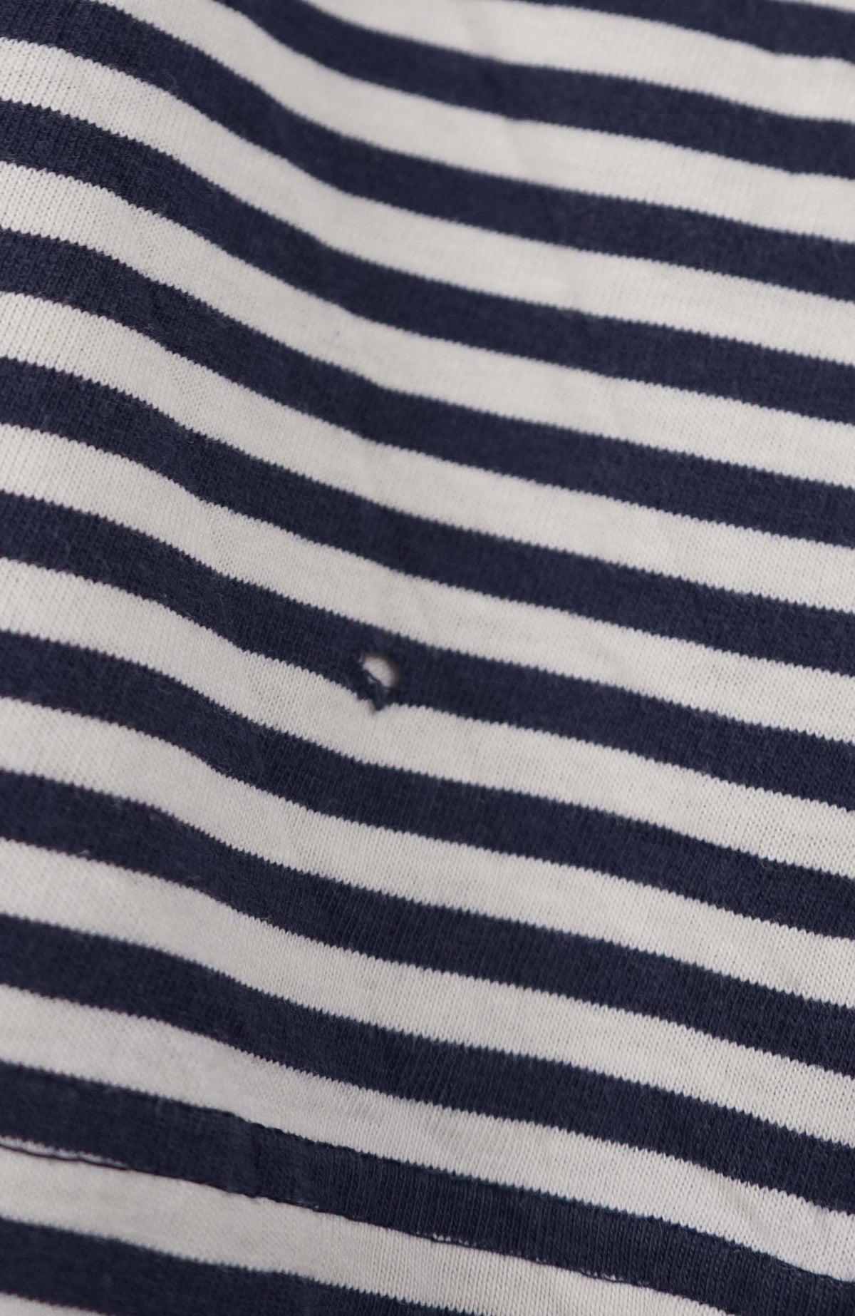 VINTAGE TOMMY HILFIGER T-SHIRT (XL)