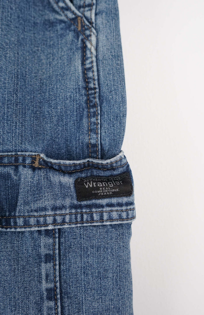 VINTAGE WRANGLER CARGO SHORTS W34