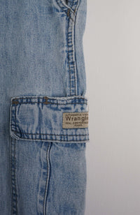 VINTAGE WRANGLER CARGO SHORTS W36