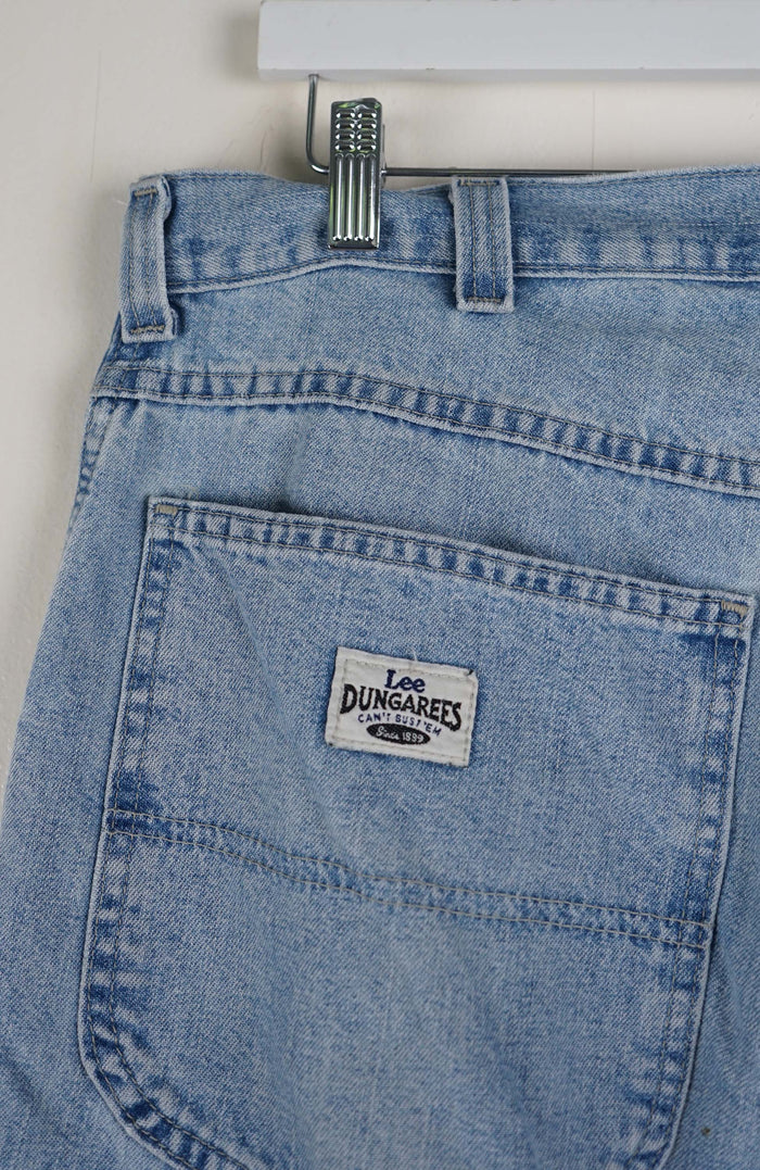 VINTAGE LEE DUNGAREES CARGO SHORTS W34