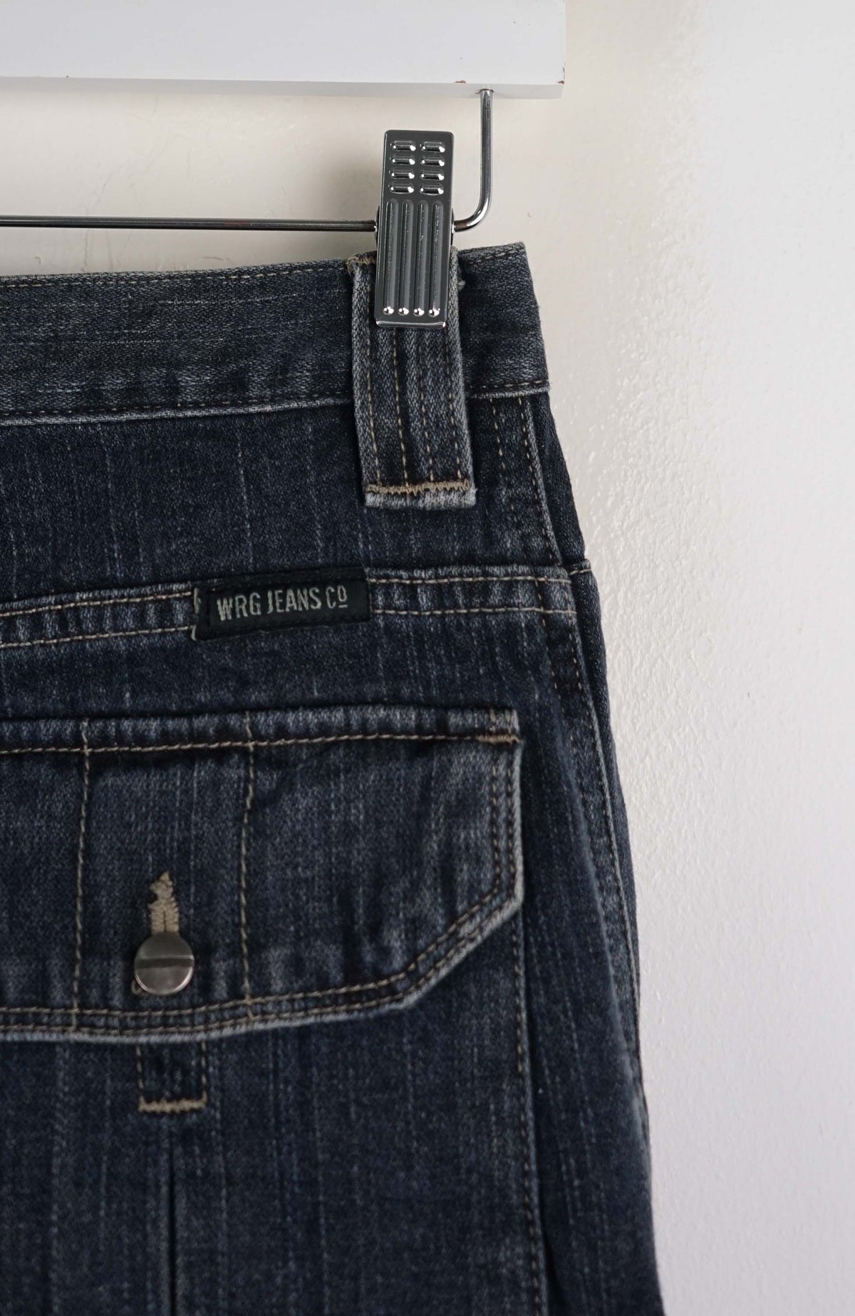VINTAGE WRANGLER CARGO SHORTS W29