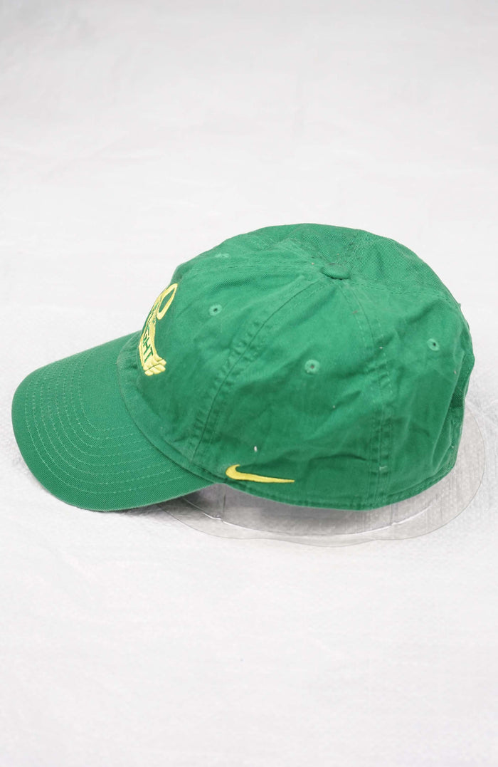 VINTAGE NIKE OREGON FLIGHT HAT