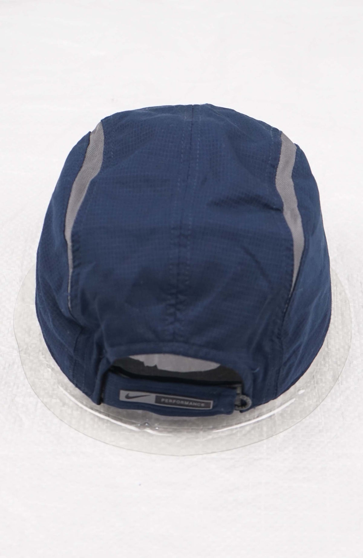 VINTAGE NIKE HAT