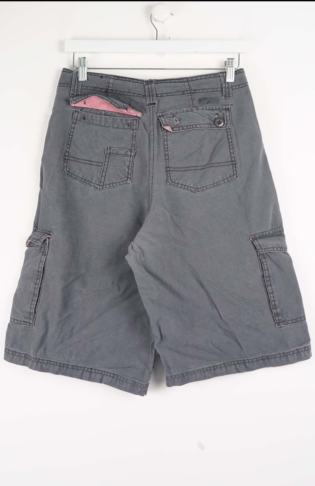 VINTAGE REWORK CARGO SHORTS W28