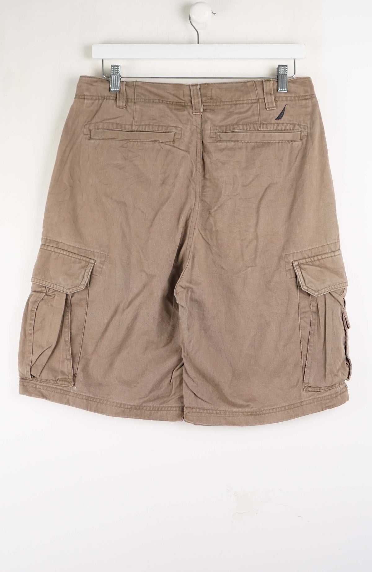 VINTAGE NAUTICA CARGO SHORTS W32