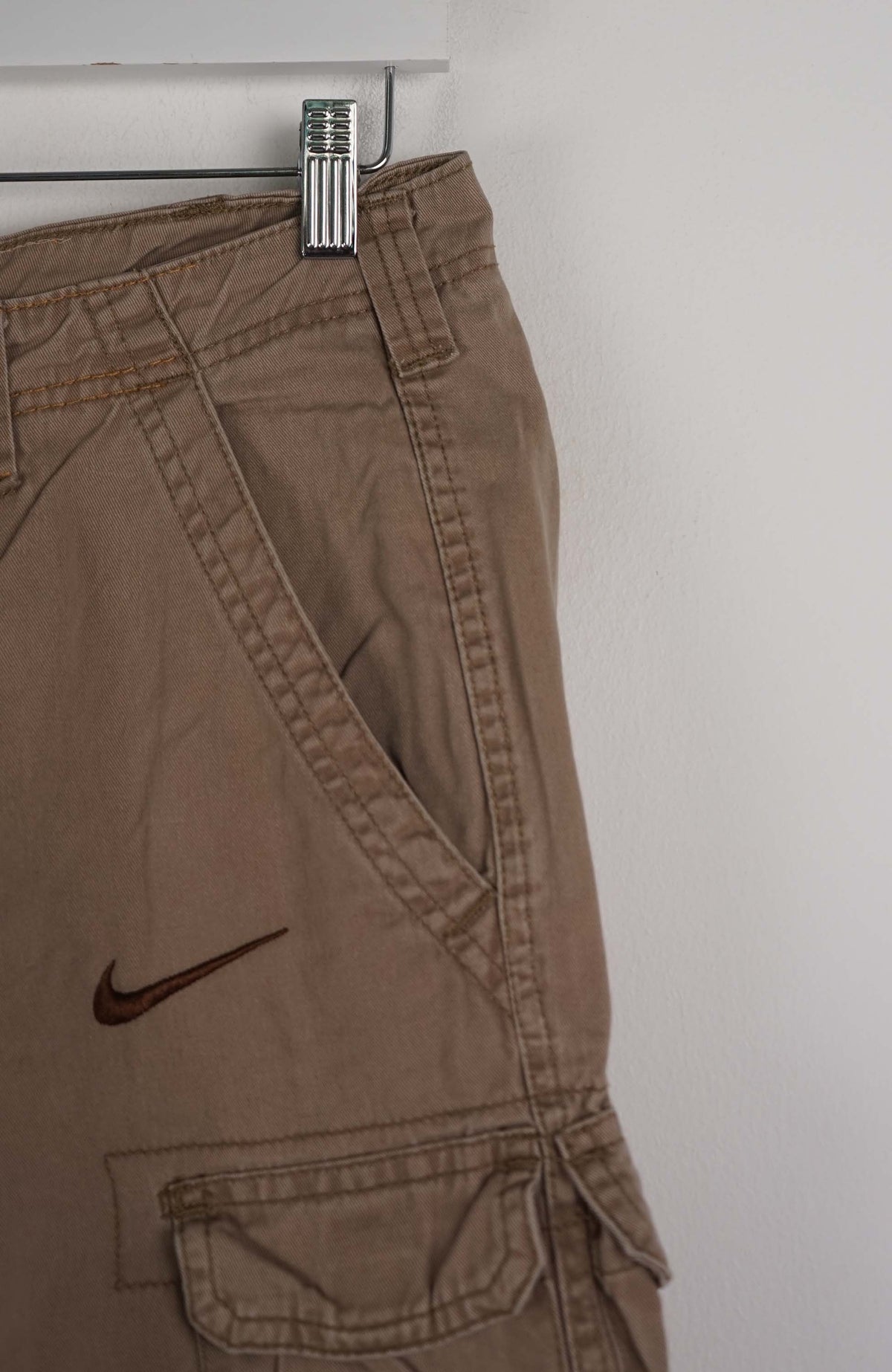 VINTAGE REWORK CARGO SHORTS W30