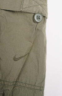 VINTAGE NIKE CARGO SHORTS W36