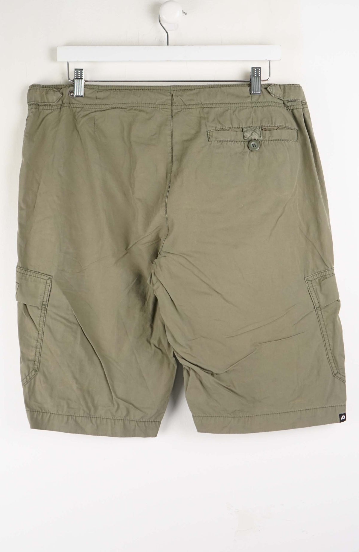 VINTAGE NIKE CARGO SHORTS W36