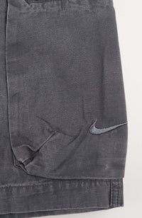 VINTAGE NIKE CARGO SHORTS W36