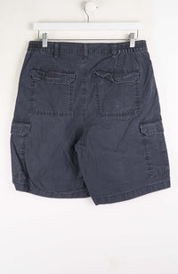 VINTAGE WRANGLER CARGO SHORTS W31