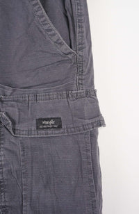 VINTAGE WRANGLER CARGO SHORTS W30