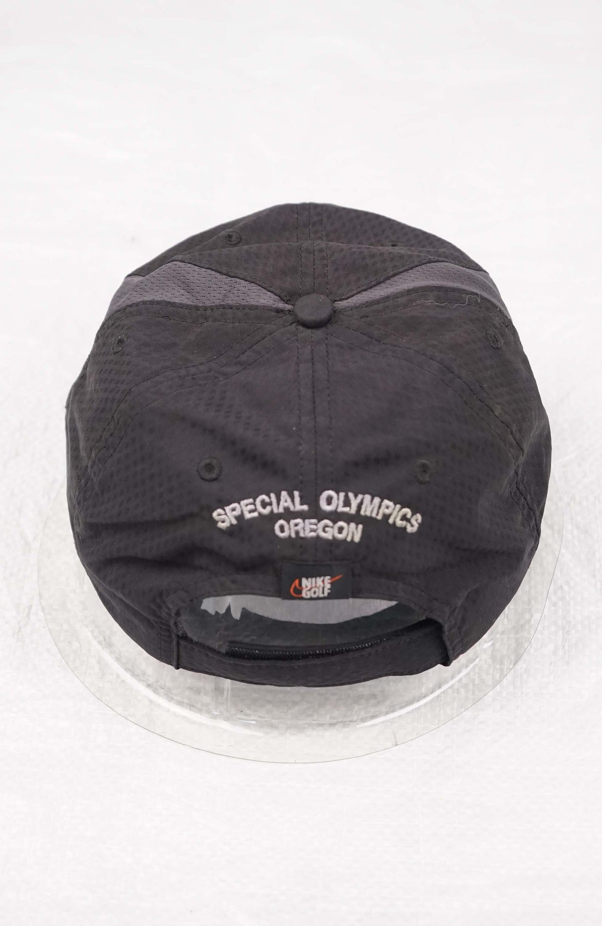 VINTAGE NIKE GOLF HAT
