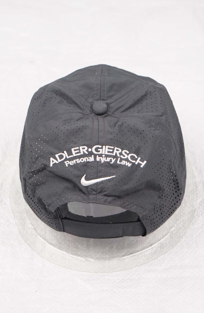 VINTAGE NIKE HAT