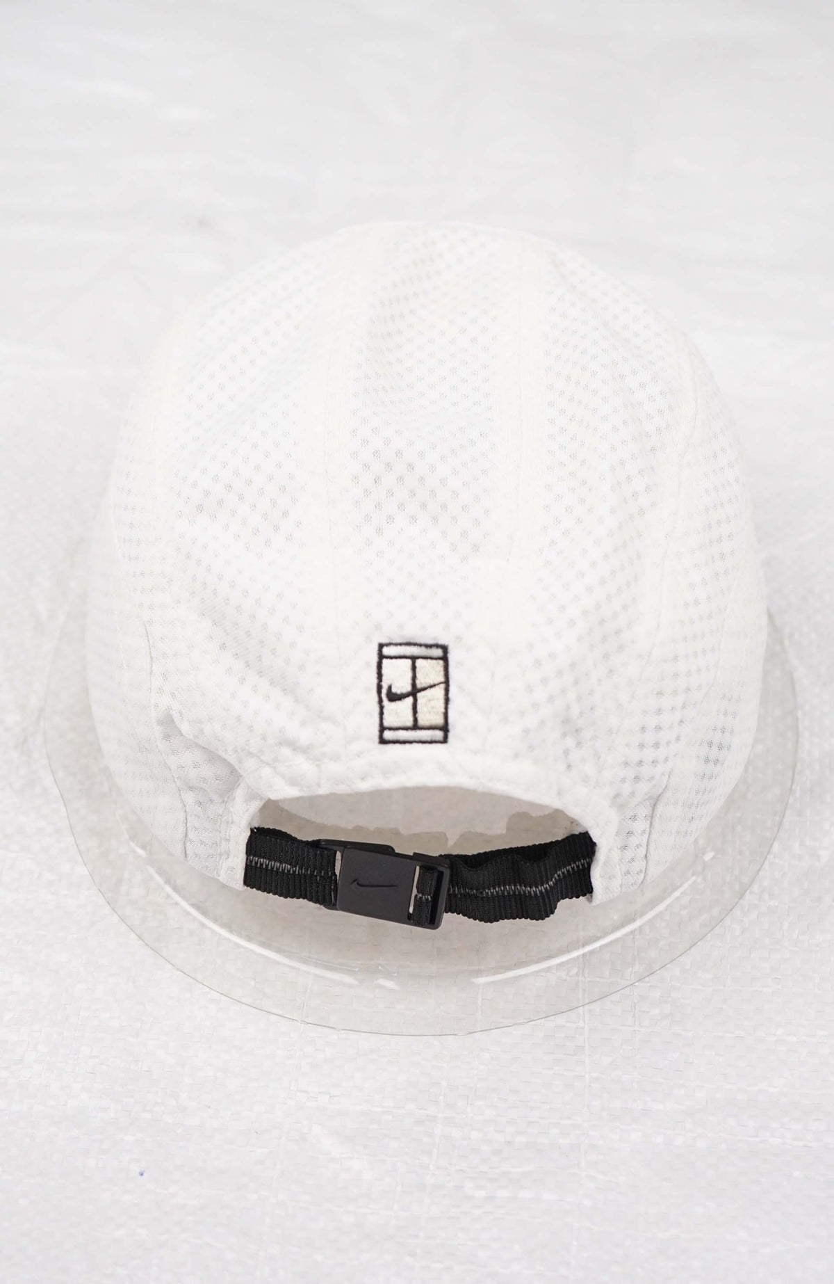 VINTAGE NIKE TENNIS HAT